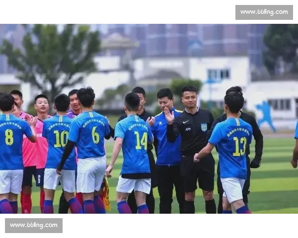 青春绿茵激战风采,全国青少年足球赛精彩瞬间 青春绿茵激战风采,全国青少年足球赛精彩瞬间